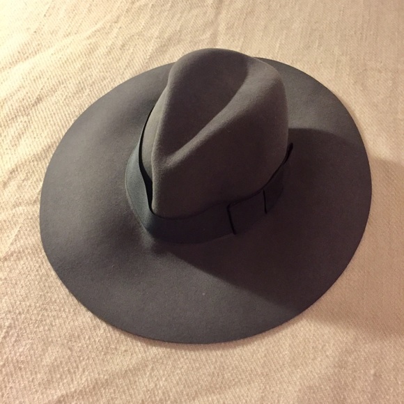 Urban Outfitters Accessories - Urban Outfitters BRIXTON Floppy BOHO Felt Hat